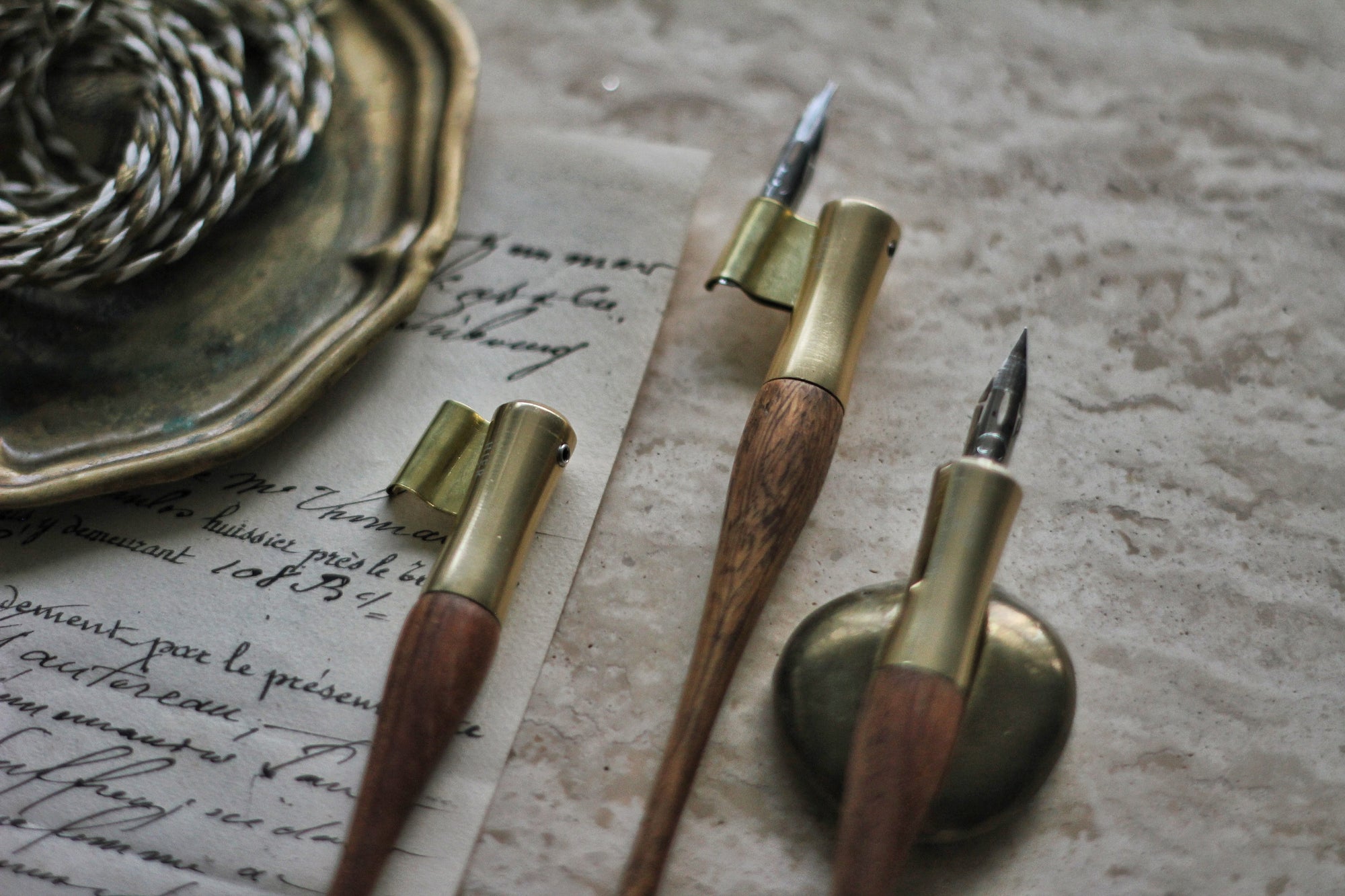 Oblique Calligraphy Pen Holder