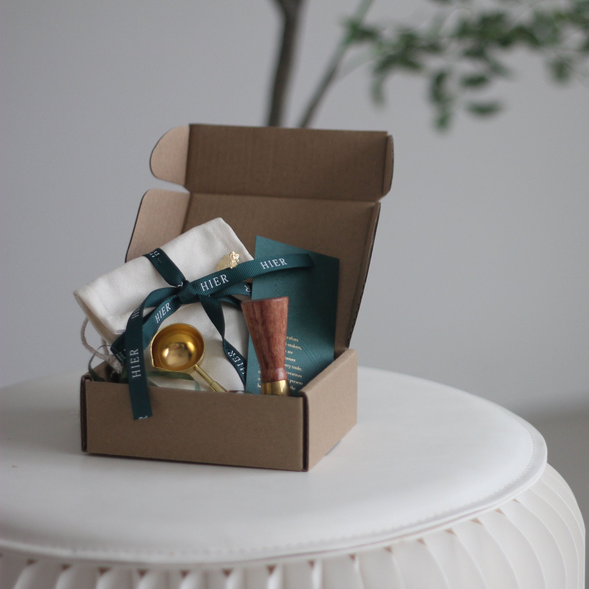 Waffle | Crisscross Wax Seal